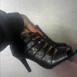 DB Black Women's Heels
